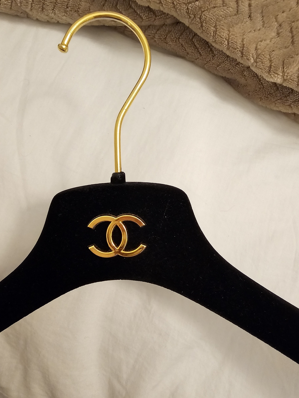 CHANEL Black Velvet Hanger with Gold CC Emblem and Hook - Picture 2 of 2
